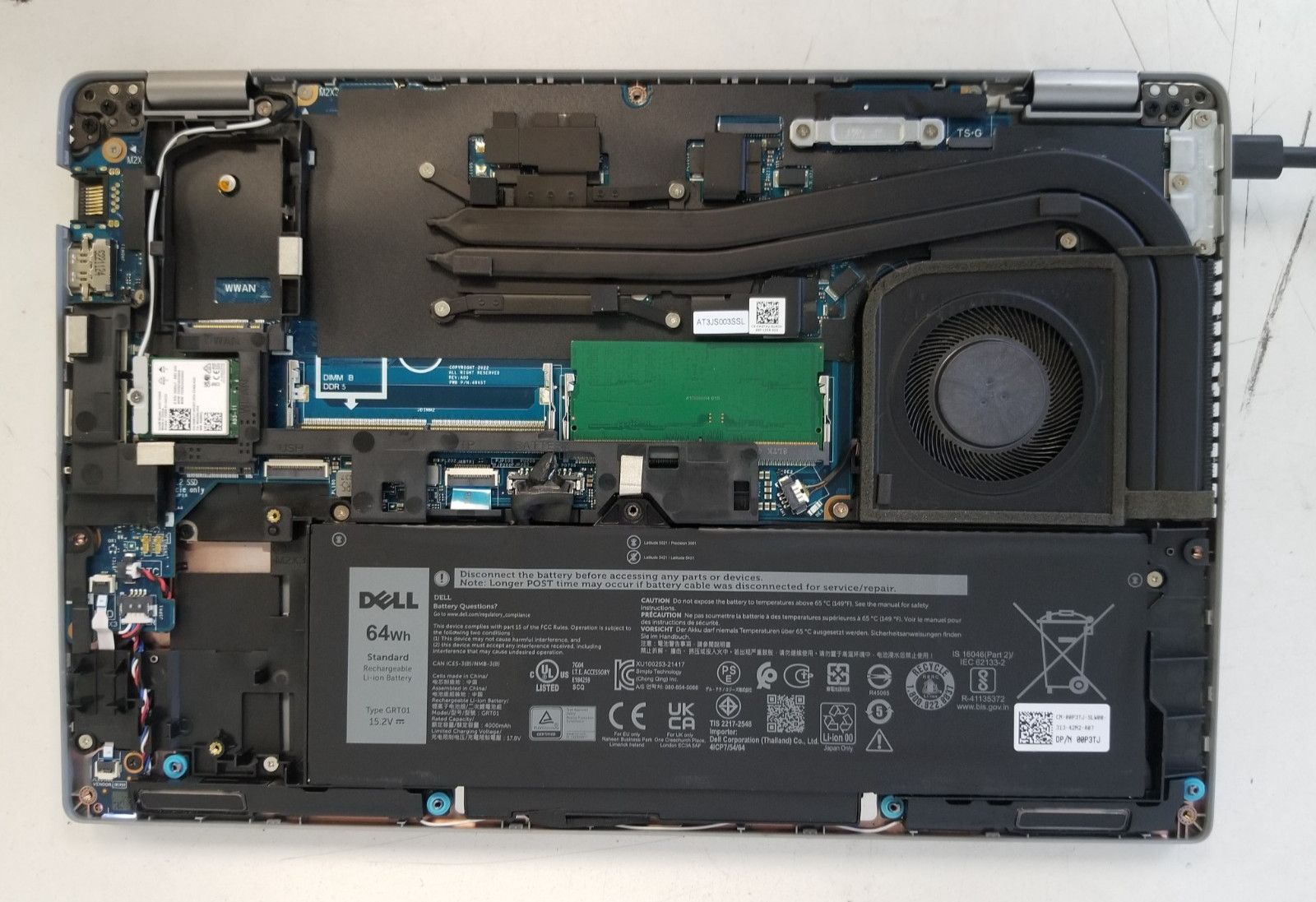 Dell Latitude 5431 14″ Intel i7-1270P 16GB DDR5 NO HDD NO OS/ FREE DELIVERY