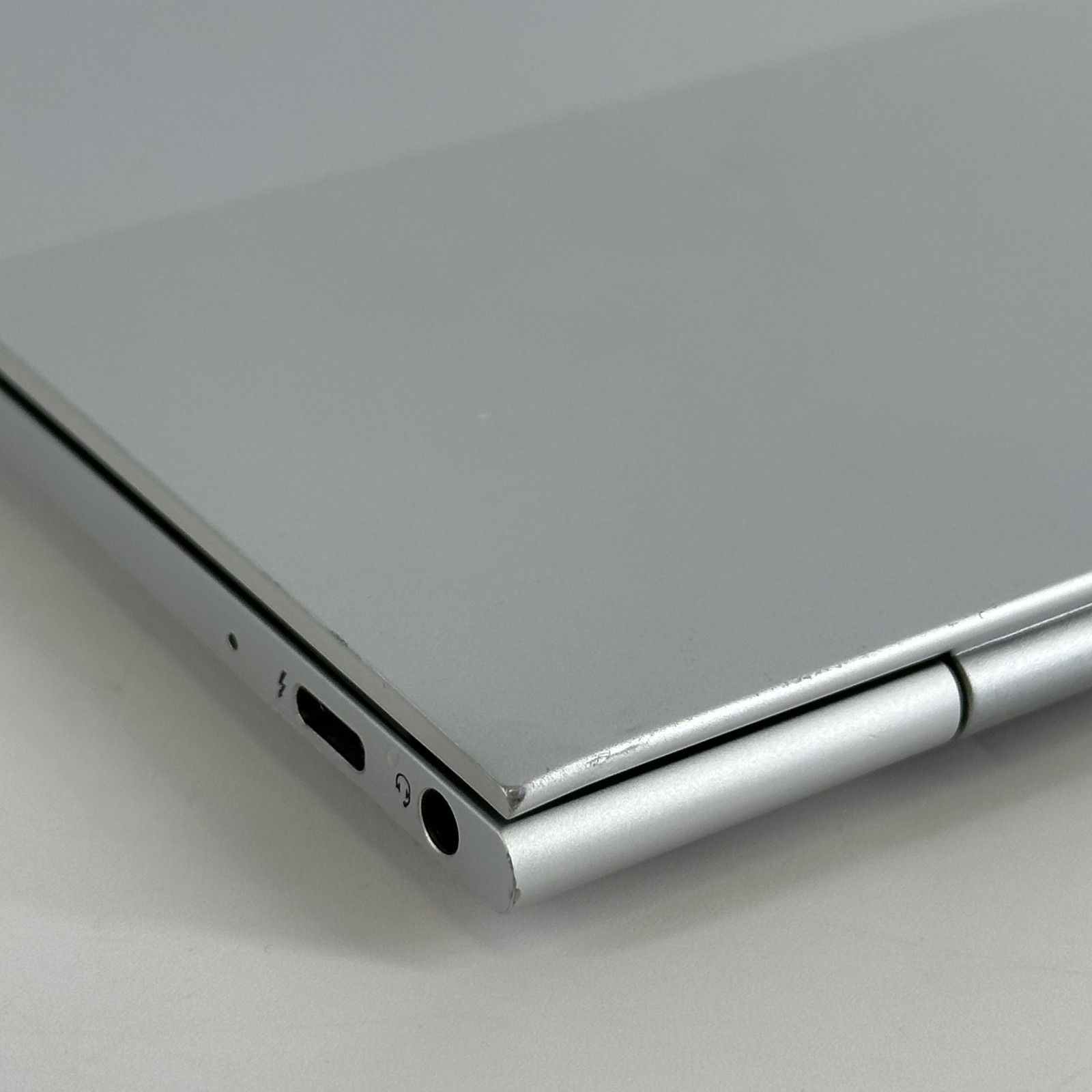 Lenovo ThinkBook 13x Gen 2 QHD+ 1.3 GHz i5-1235U 16GB 512GB SSD Good
