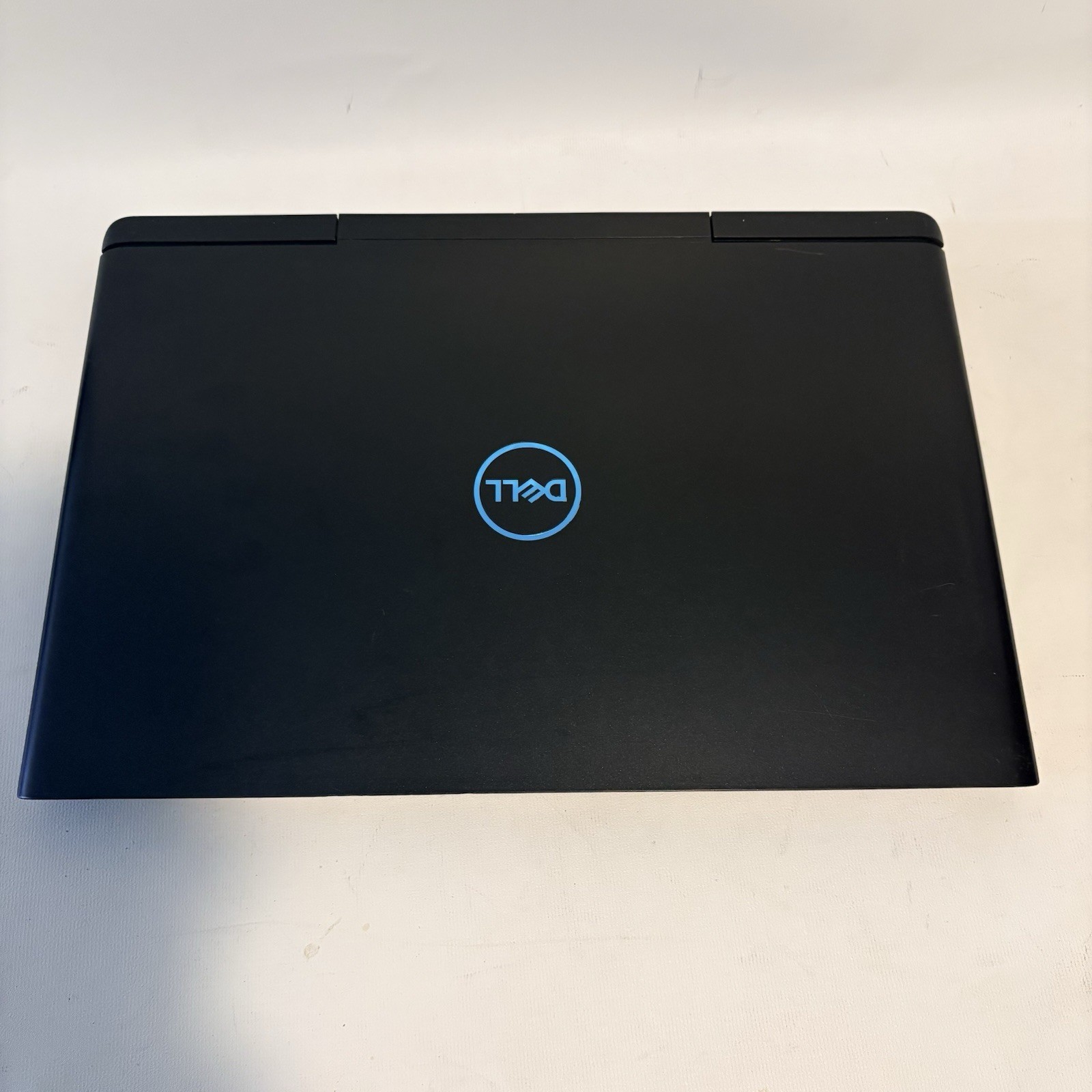 Dell G7 7588 Laptop i9-8950HK 32GB 256GB nvme 1TB 1060 6GB 15.6 IPS FHD WIN 11