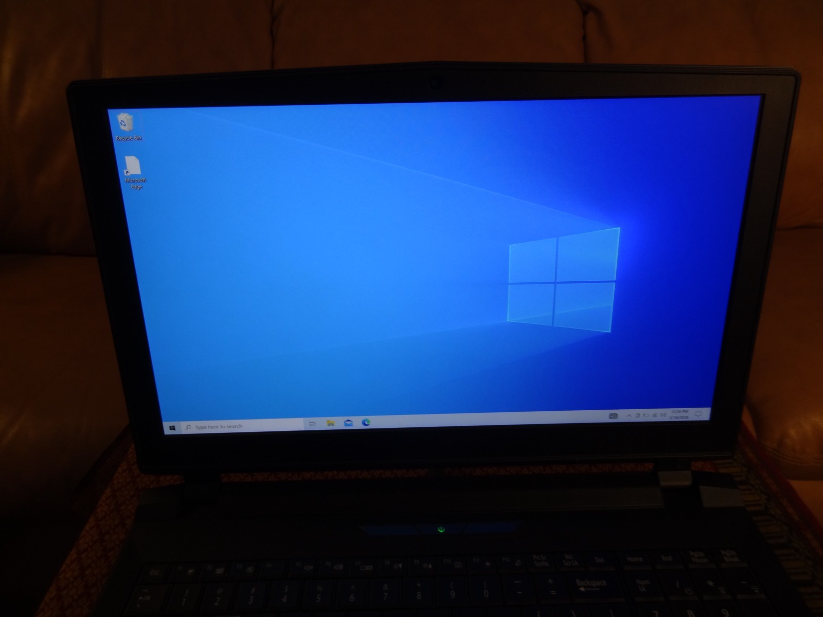 Clevo / Mythlogic P750DM Laptop Computer 17 Screen? -Windows 10 -500GB SSD -32GB