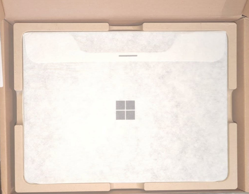 Microsoft Surface Laptop 7 13.8″ Touchscreen Copilot+ PC Notebook – Qualcomm Sna