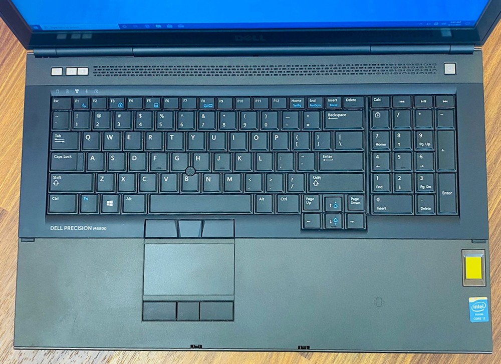 Workstation 17.3″ (Touch) DELL M6800 i7-EXTREME 4TB SSD DVDRW 32GB K5100M-8GB