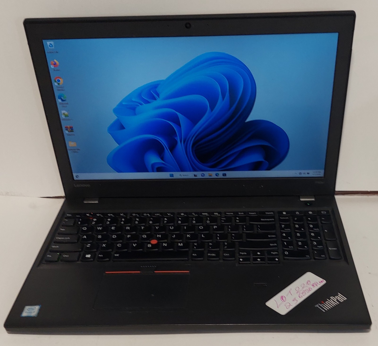 LENOVO THINKPAD P50s CORE i7 256 SSD 8 RAM GOOD CONDITION
