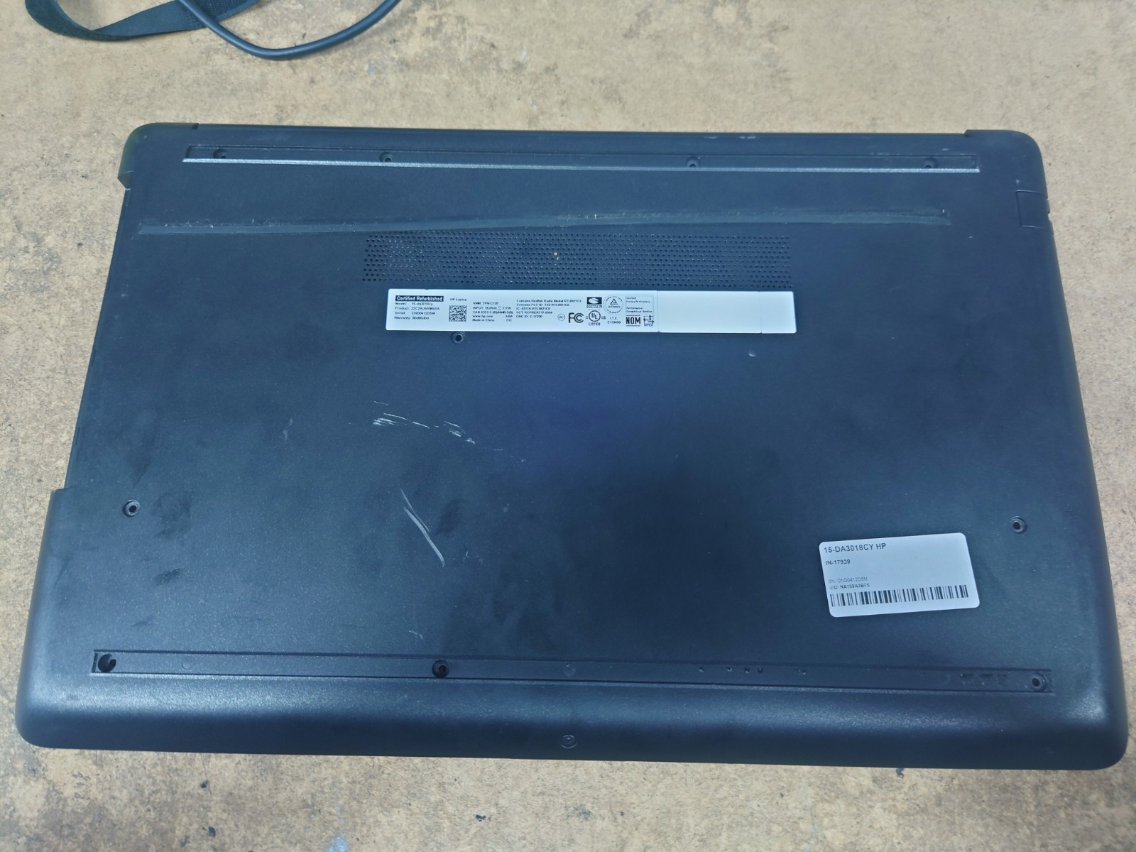 HP Notebook 15-da3018cy 15.6″ HD i5-1035G1 8GB RAM No OS