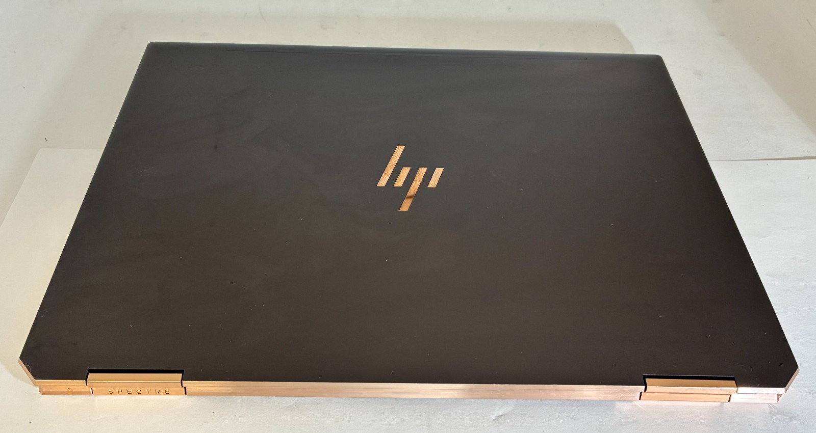 HP Spectre x360 Convertible 13-ap0013dx Core i7-8565U 1.8GHz 8GB RAM 256GB SSD