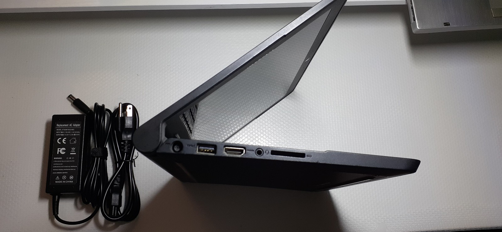 Dell Chromebook 11 P22T [Intel Celeron 2.16GHz] [4 GB DDR3L] [11.6″HD LCD Touch]
