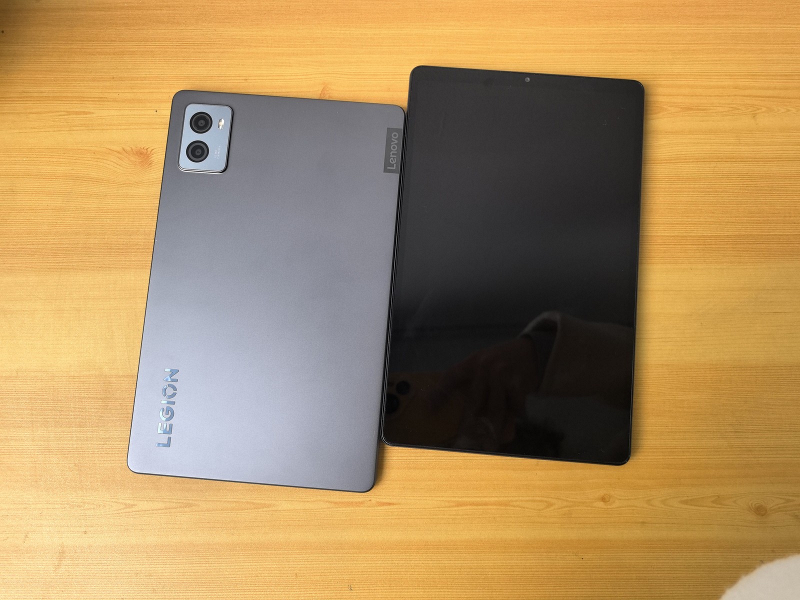 Lenovo Legion Y700 (2023)8.8” 13MP Snapdragon 8+ Gen 1 WIFI Android 6550mAh