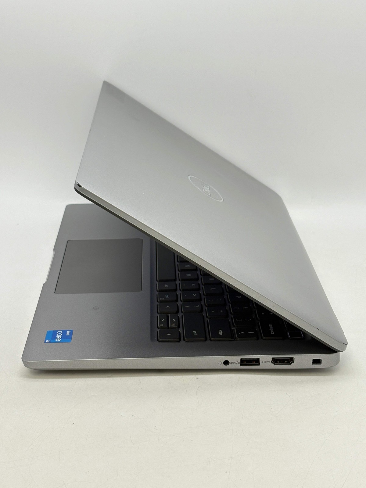 Dell Latitude 5440 14″ Laptop Intel Core i5-1345U 16GB RAM 256GB SSD Gray Charge