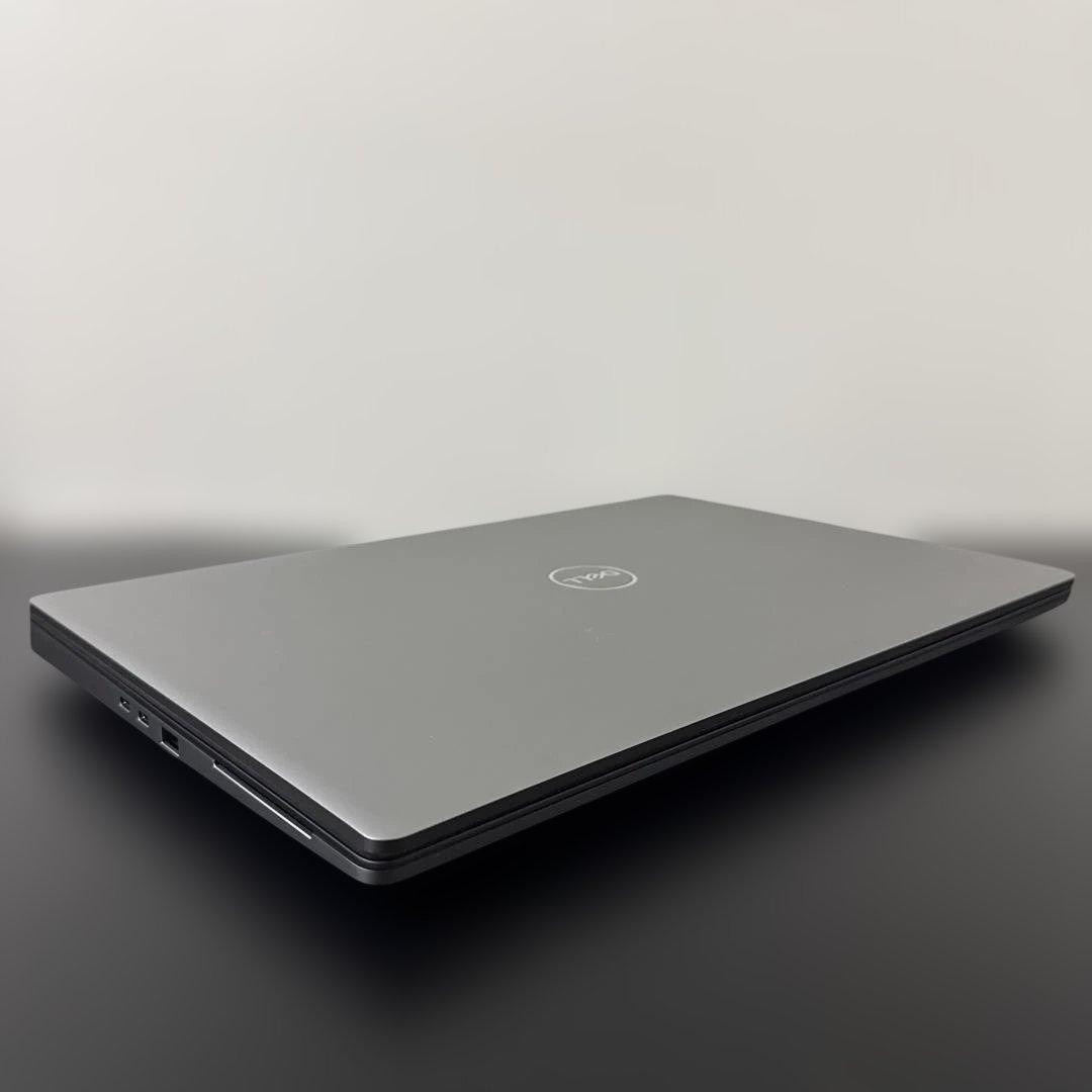 Dell Precision 7760 17.3″ i7 11800H 32GB 512GB SSD RTX A3000 Mobile Workstation