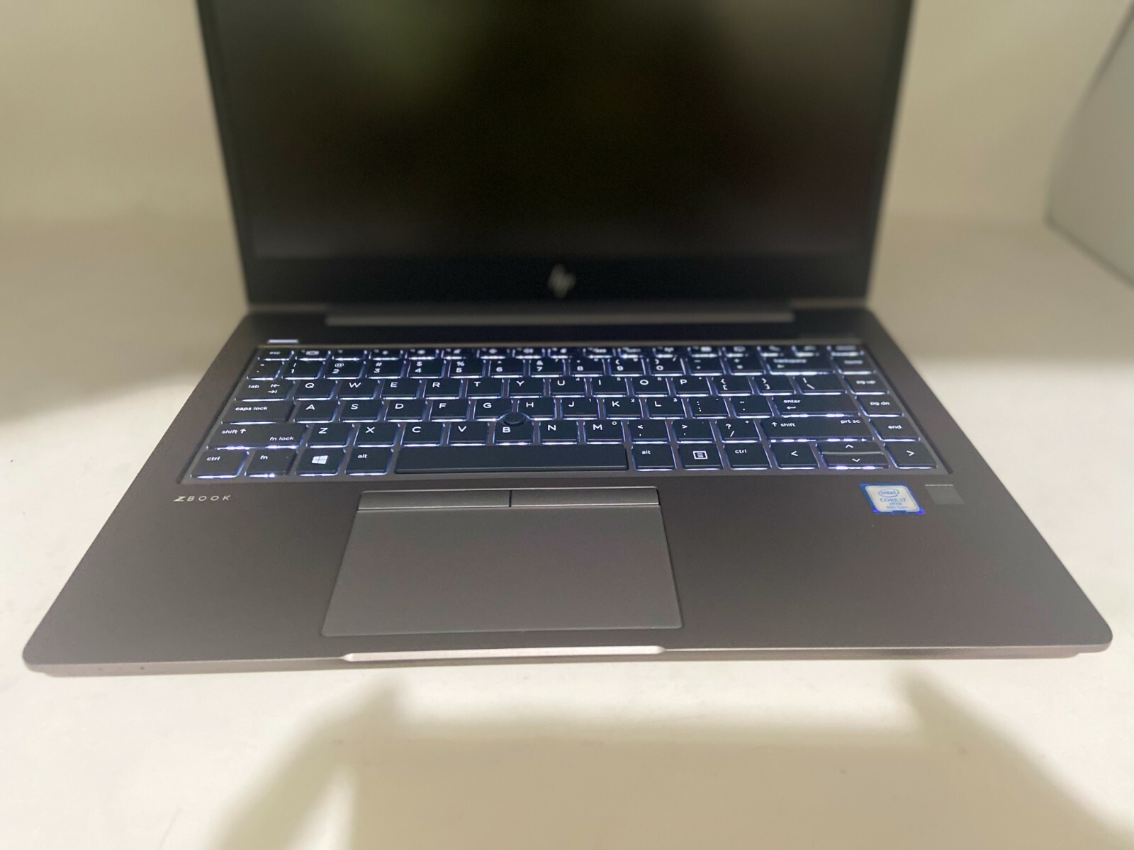 HP ZBook 14u G5 Core i7-8650u 1.9GHz 32GB 256GB SSD 4K Pro WX 3100 Gaming Laptop