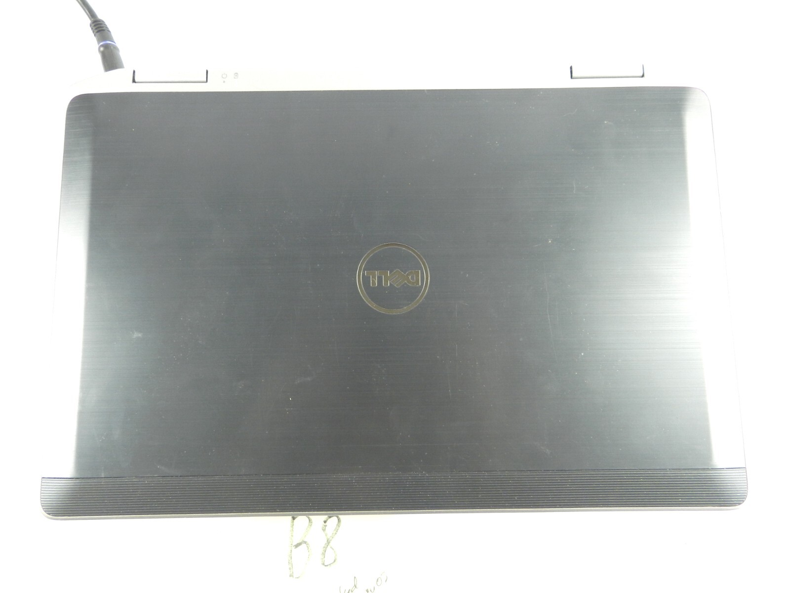 Dell Latitude E6320 i5-2540M 2.60GHz x 4 3.7GB RAM 120GB HDD Ubuntu 4-CPU Laptop