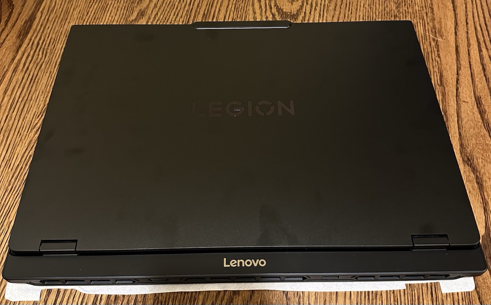 Legion 5 15AKP10 Gaming Laptop AMD Ryzen AI 7 350 W/Radeon 860M Nvidia RTX 5070