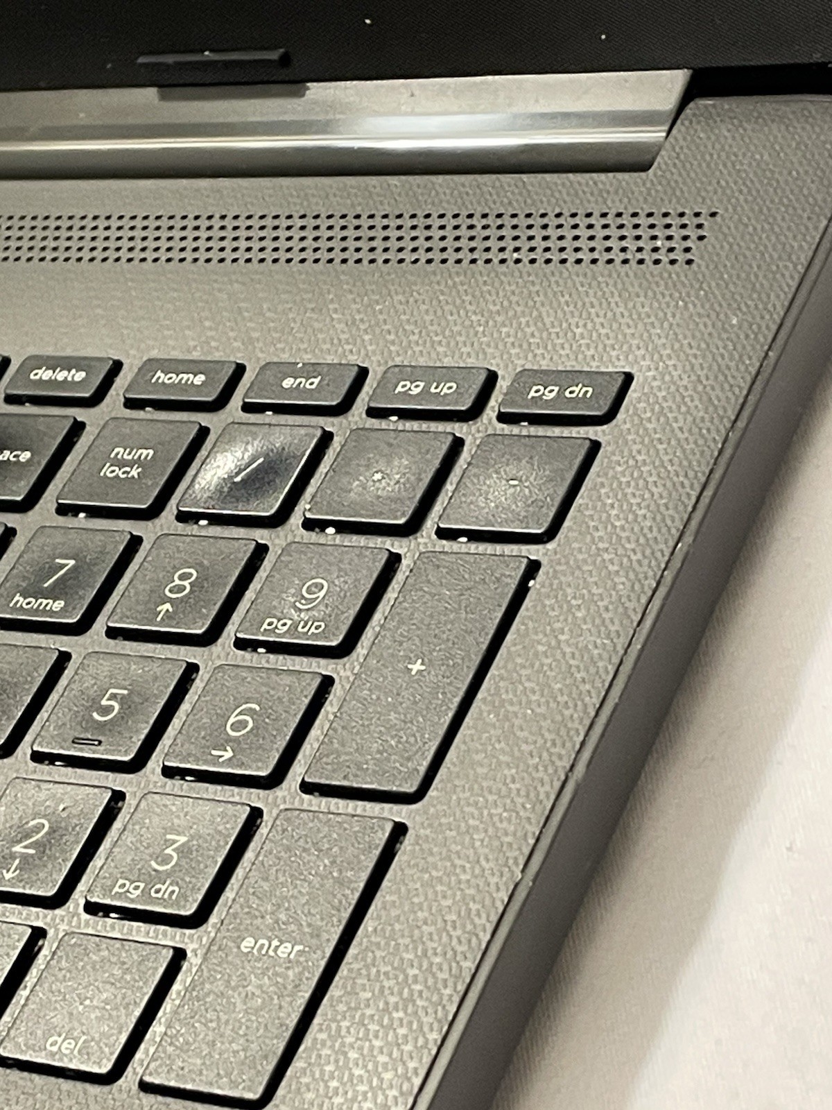 HP 250 G7 Laptop 15.6″ i5-1035G1 Windows 11 Version 24H2 for X64. Please Read