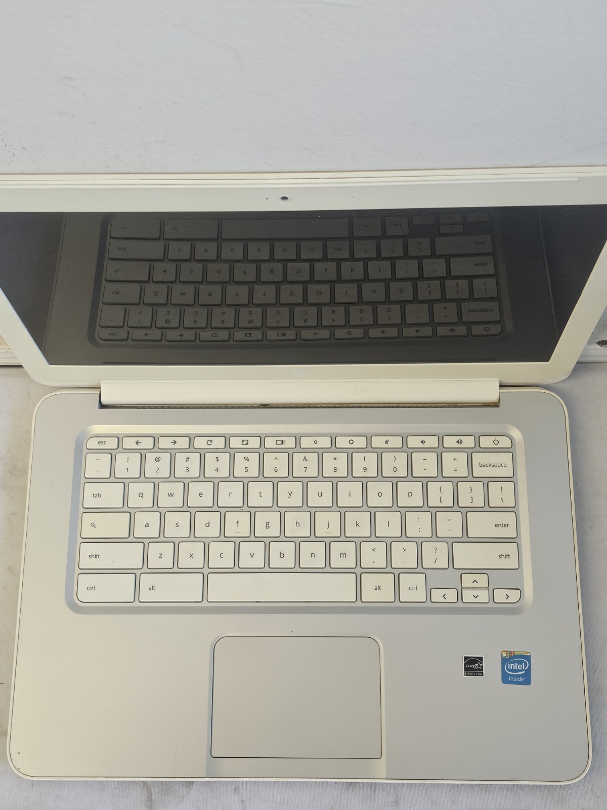 HP Chromebook 14-q063cl Laptop – Intel Celeron 2955u – 4GB RAM – 16GB SSD – READ