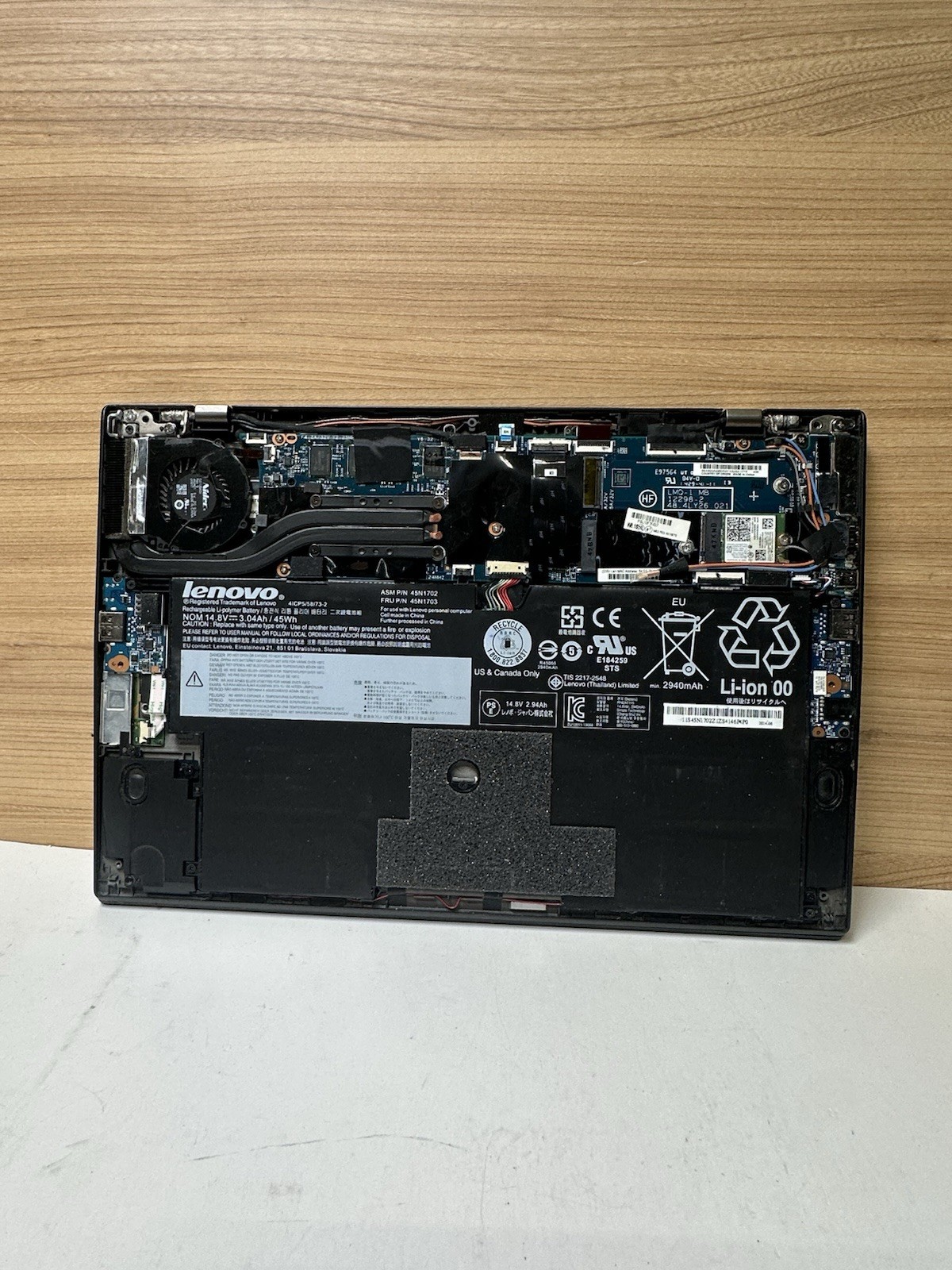 Lenovo THINKPAD X1 CARBON INTEL CORE I5-4200U 1.60GHZ 8GB RAM NO HD(UNTESTED)