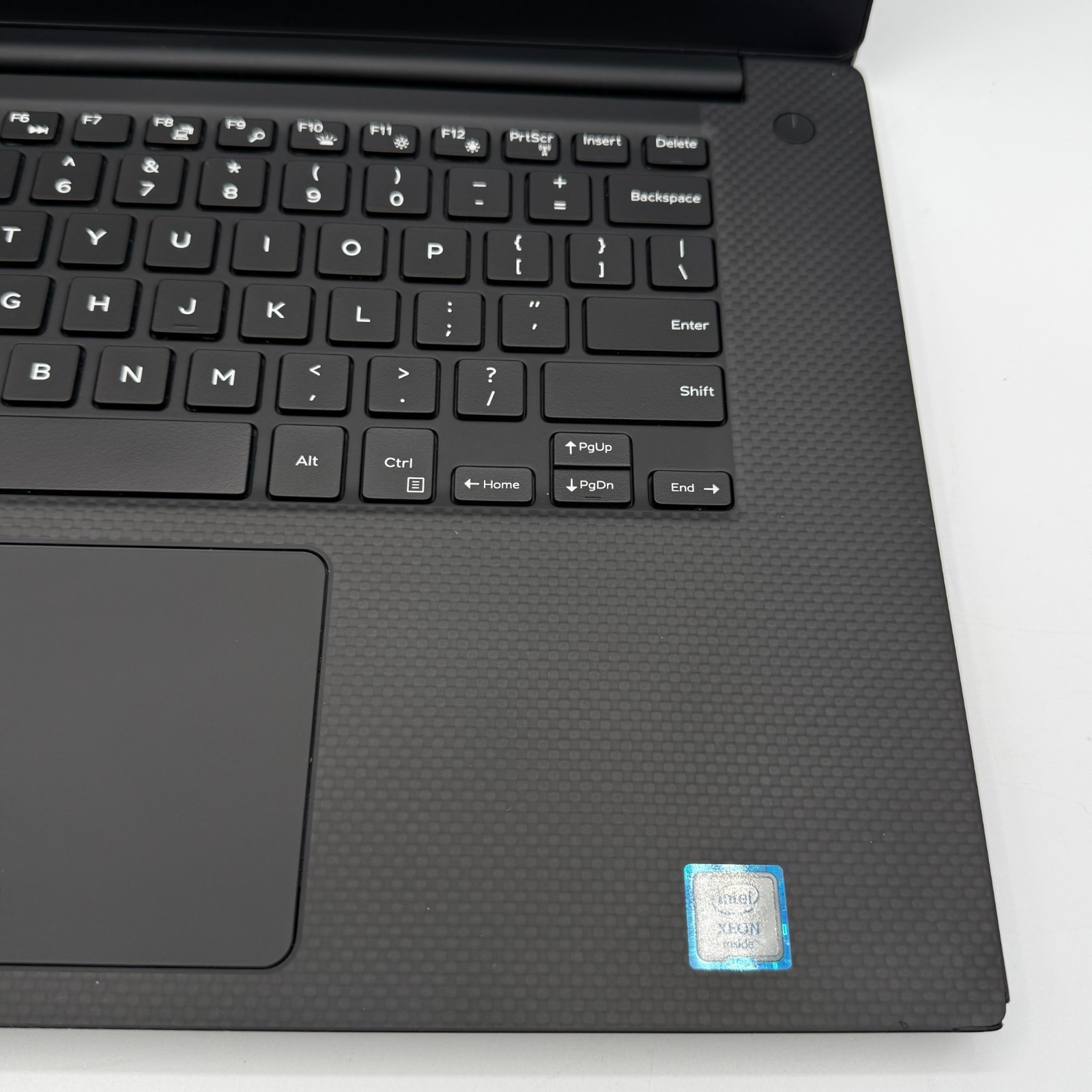Dell Precision 5520 Xeon E3-1505M 32GB RAM 512GB SSD Quadro M1200 Win 11 Read