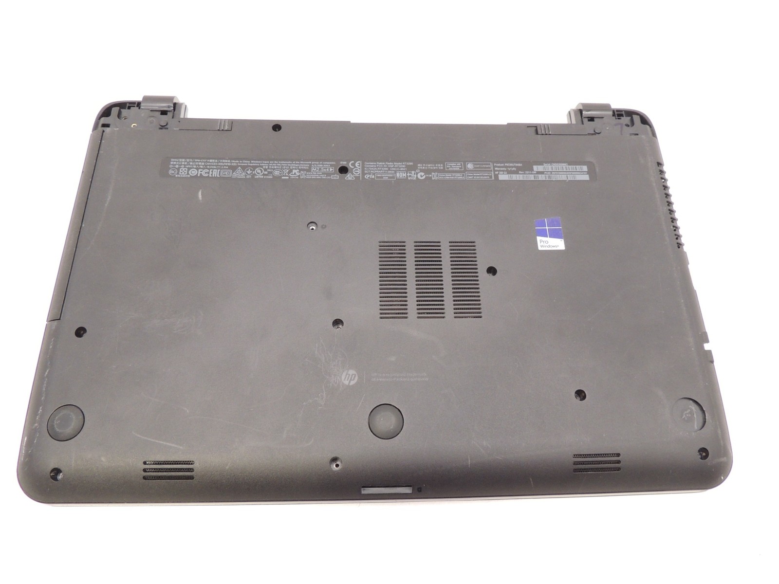 HP 250 G2 15.6″ Core i3 4005U 8GB No HDD/Battery Laptop Tested – Broken Foot
