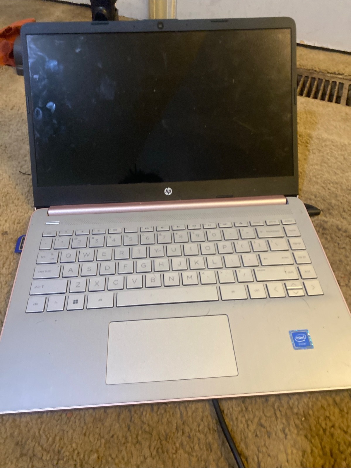 HP 14-dq0054dx 14″ (64GB eMMC, Intel Celeron N, 2.60GHz, 4GB) Laptop – Rose Gold