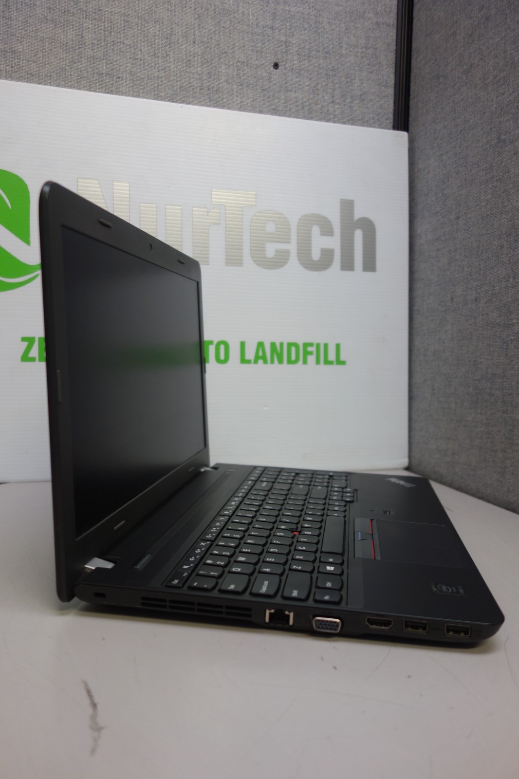 Lenovo ThinkPad E550 15.6” i3-5005U 2.0GHz 8GB/500GB [NO OS] Laptop + AC