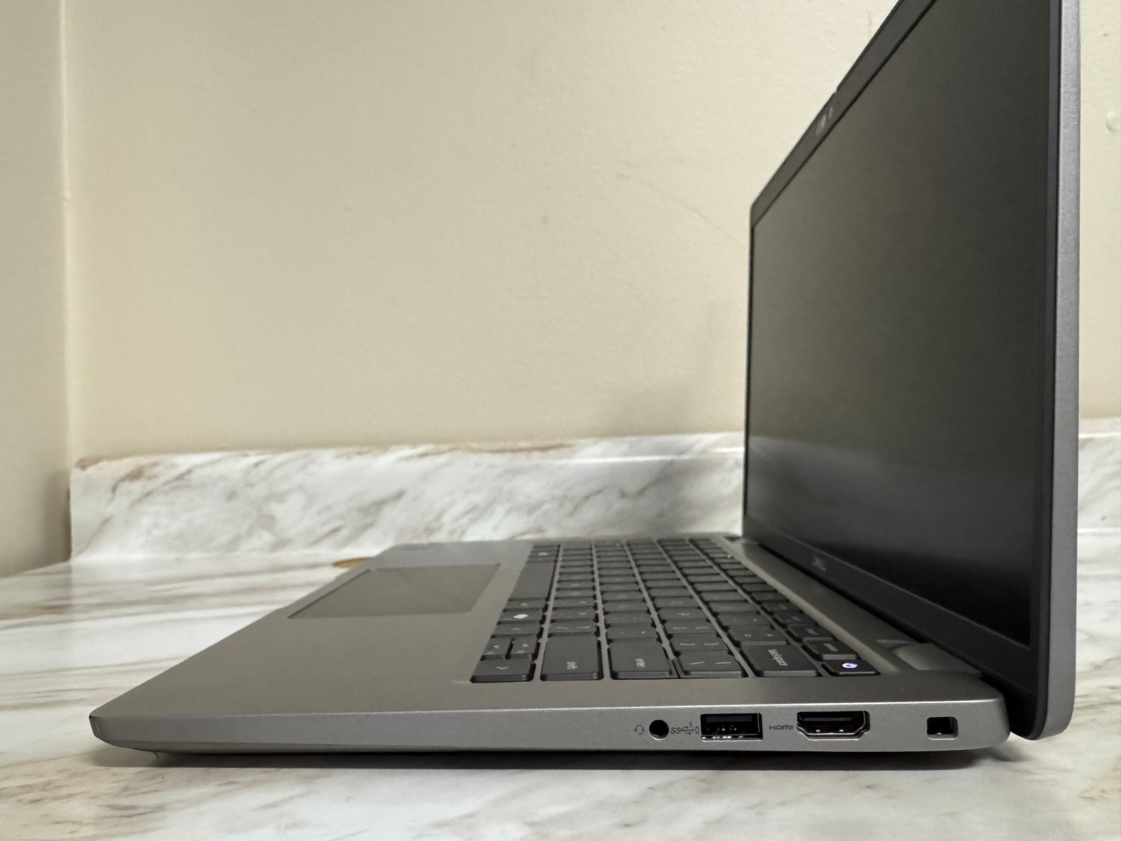 Dell Latitude 5450 Laptop – Intel Ultra 5 – 512GB – 16GB DDR5 – W11P Wtty 6/2028