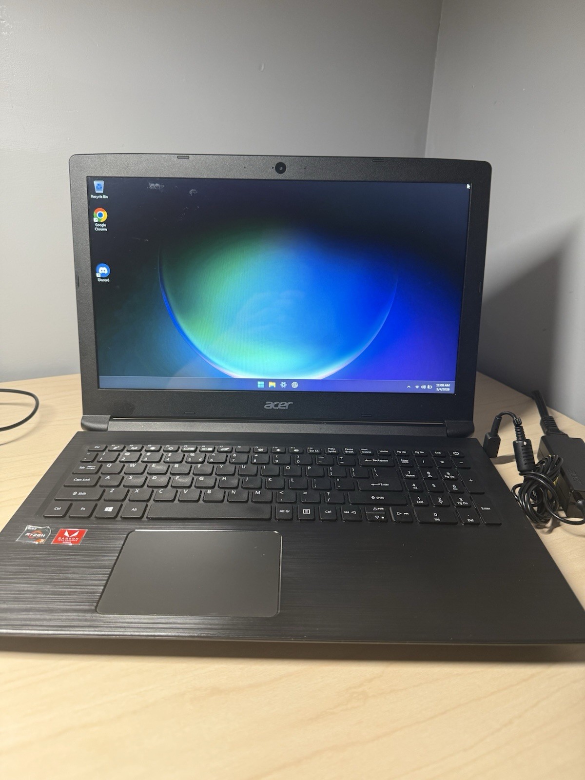 Acer Aspire A315-41 Laptop Ryzen 3 2200U 8GB RAM (NO SSD OR HDD)!!!!