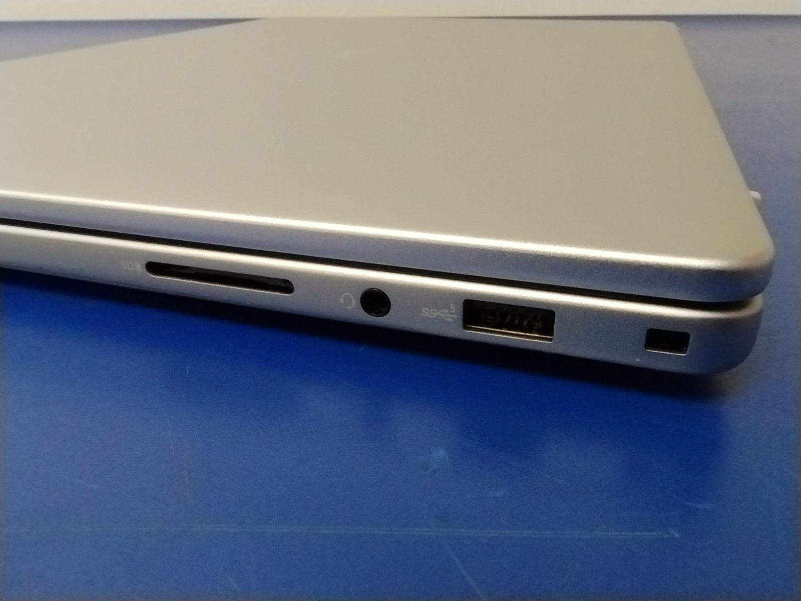 DELL 16 DC16251 F5J3K, Intel Core 7 150U, 1.80 GHz, 32 GB RAM, 1 TB NVMe SSD