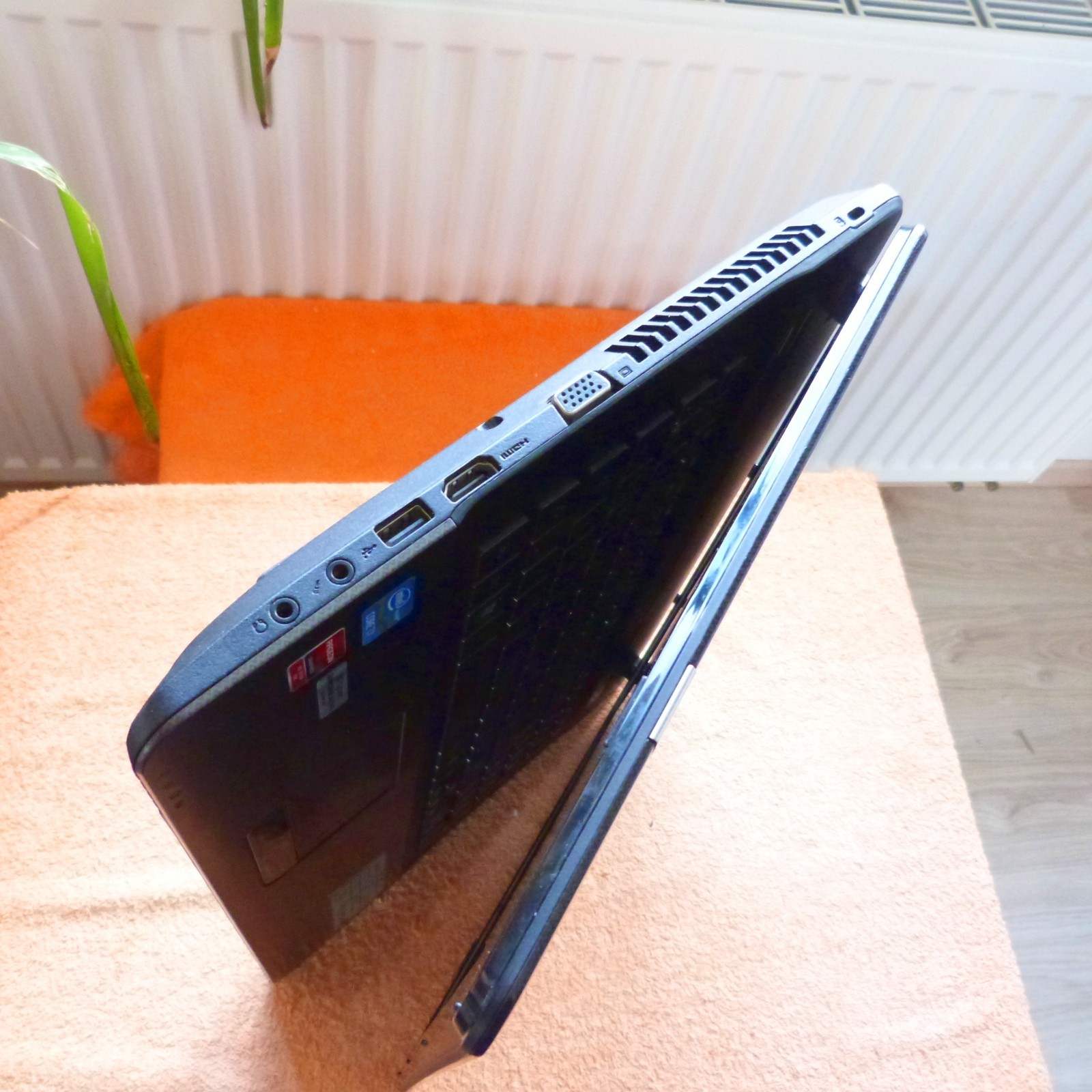 PB LS11 Multimedia 17 inch HDPLUS I 1TB SSD Windows 11 l 8GB RAM Core i7 DVDRW