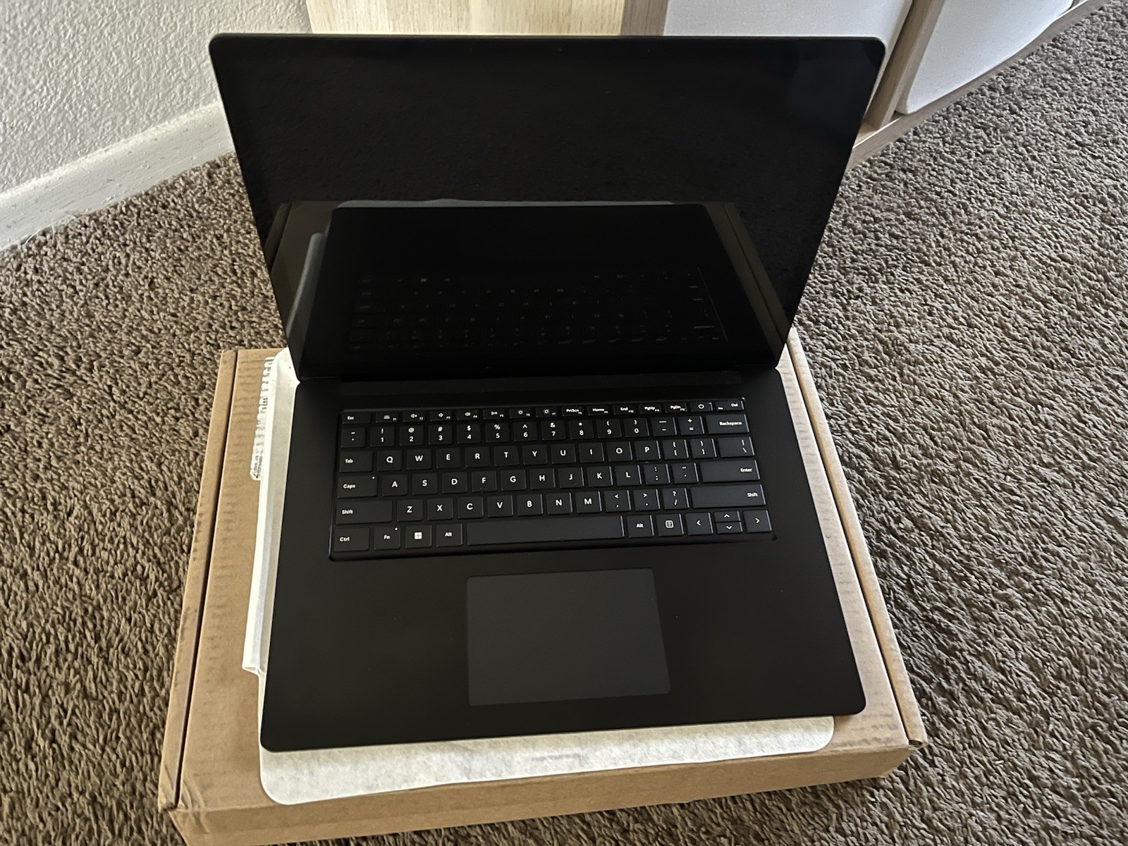Microsoft Surface Laptop 5 13.5″ i7-1265U 32GB 1TB SSD Win11 Pro Black TS