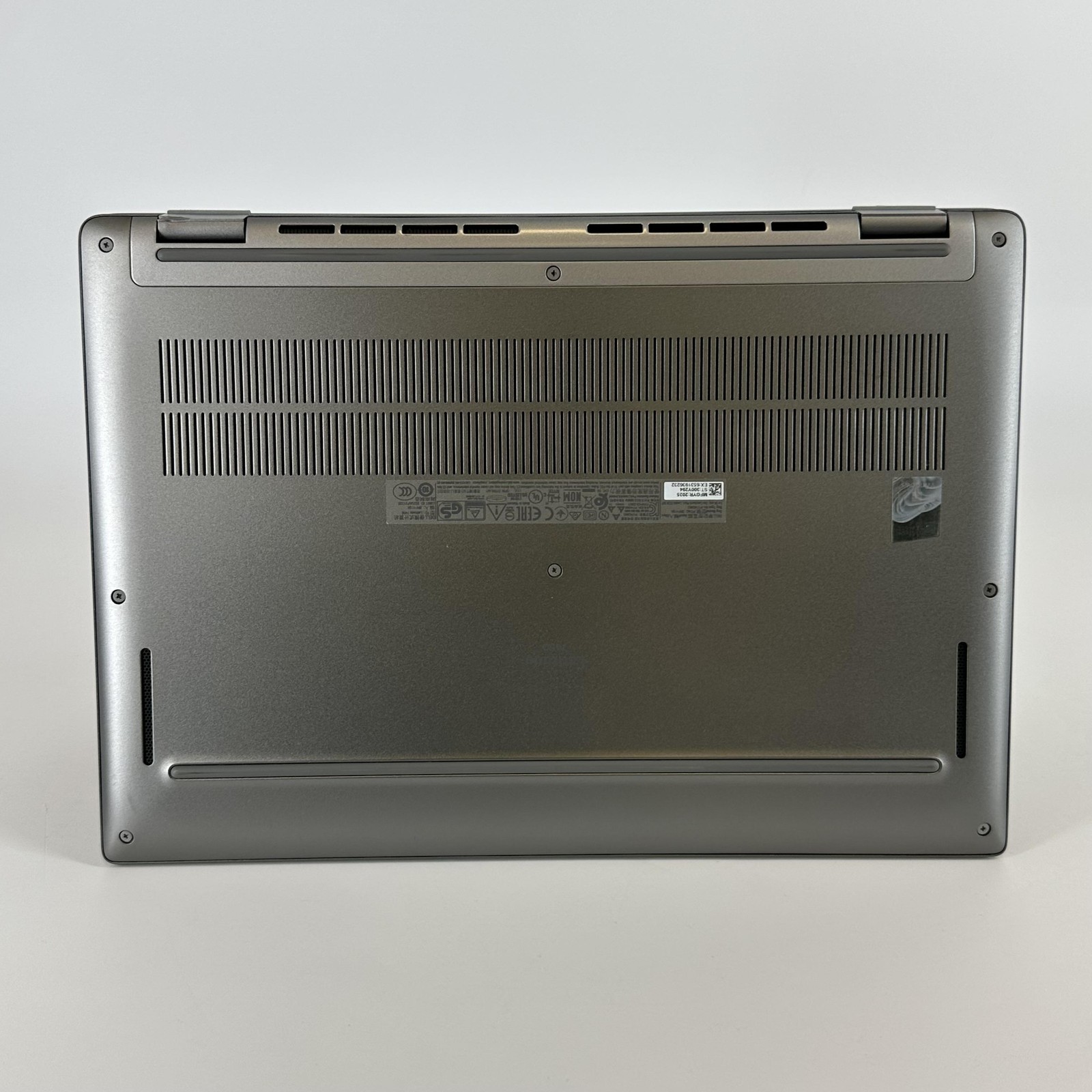 Dell Latitude 7450 14 Gray FHD+ 3.8 GHz Ultra 7 165H 32GB 512GB SSD HINGE SPLIT
