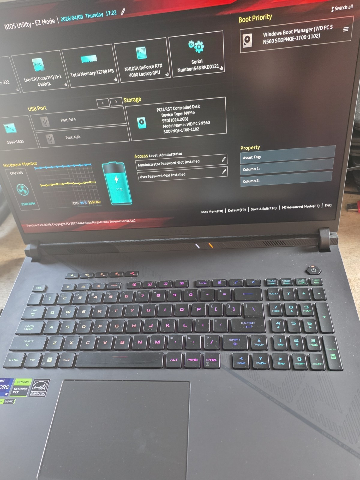 Asus G814JVR-IS96 18″ QHD+ IPS Intel i9-14900HX RTX 4060 32GB DDR5 1TB SSD W11H
