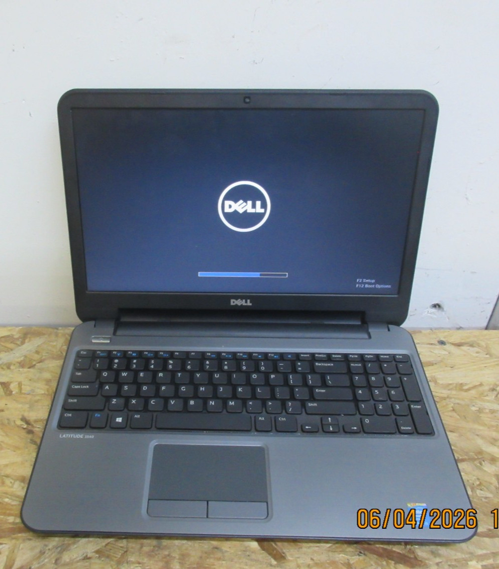 Dell Latitude 15.6″ 3540 i5-4300U @ 1.80GHz 8GB RAM 256GB SSD WIN11P LAPTOP.