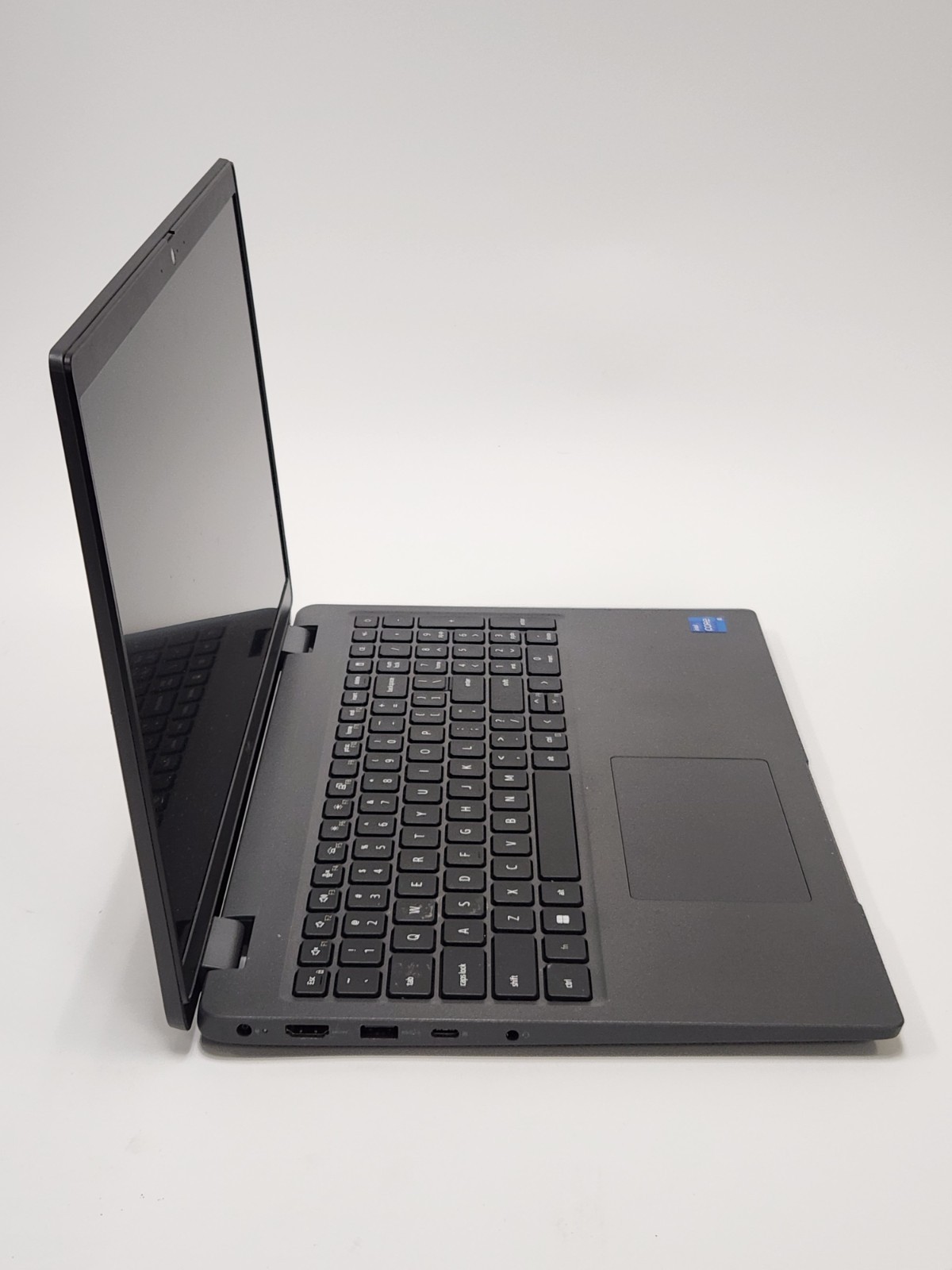 Dell Latitude 3540 15.6″ Laptop i5-1335U 1.3 Ghz 16GB DDR4 256GB SSD W11P + AC