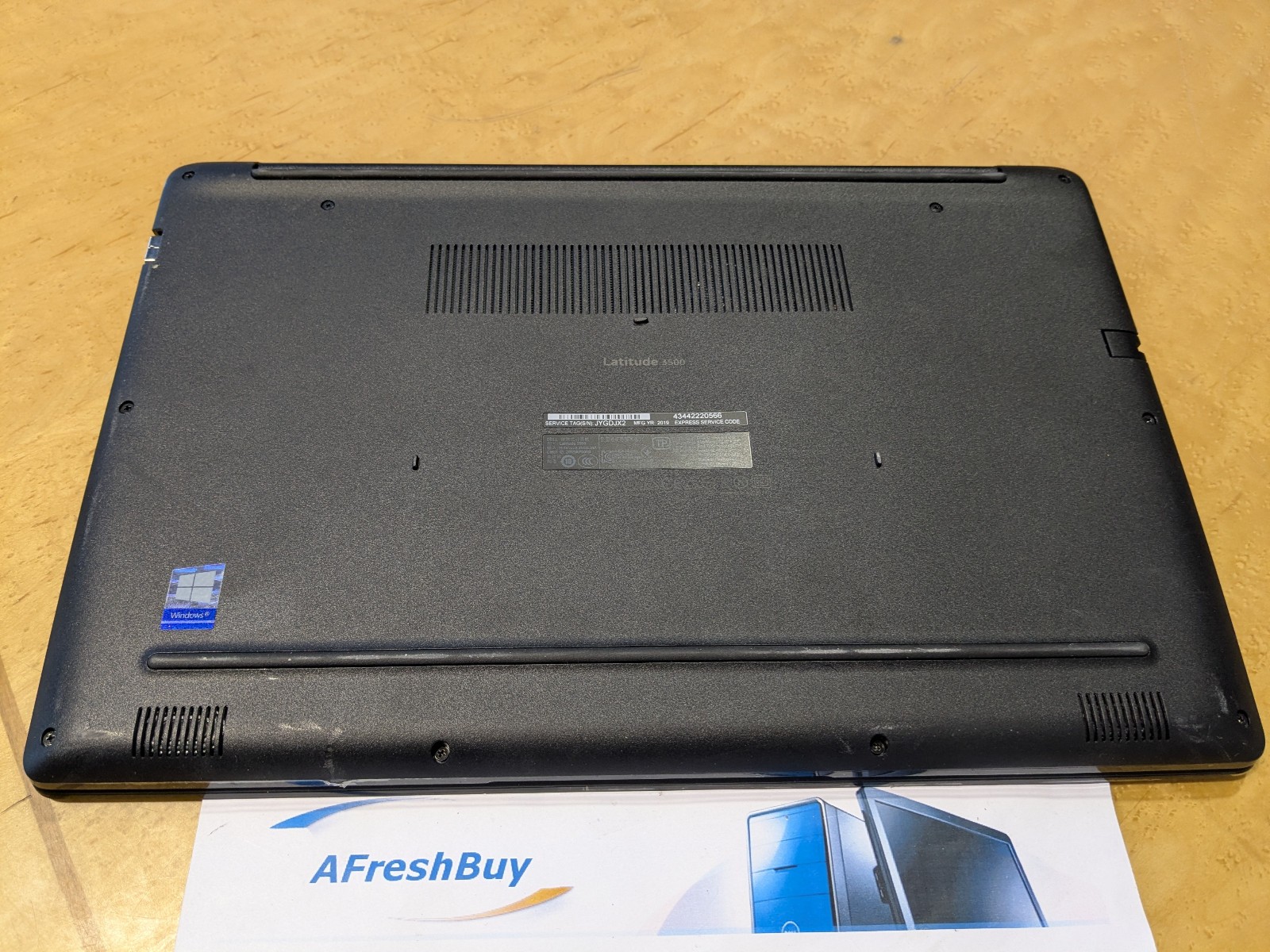 Dell Latitude 3500 FHD 15.6” i5-8265U 1.6GHz 8GB 256GB SSD No OS/AC Scratches#2
