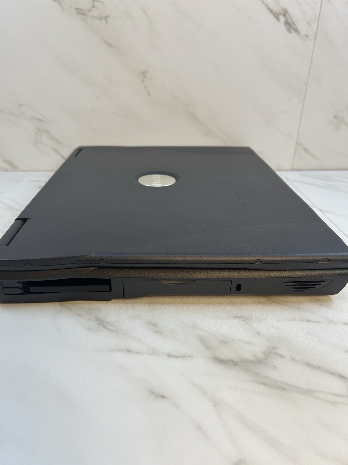 Dell Latitude C640 Laptop Pentium 4 M 1.8GHZ Windows XP Professional 512MB RAM