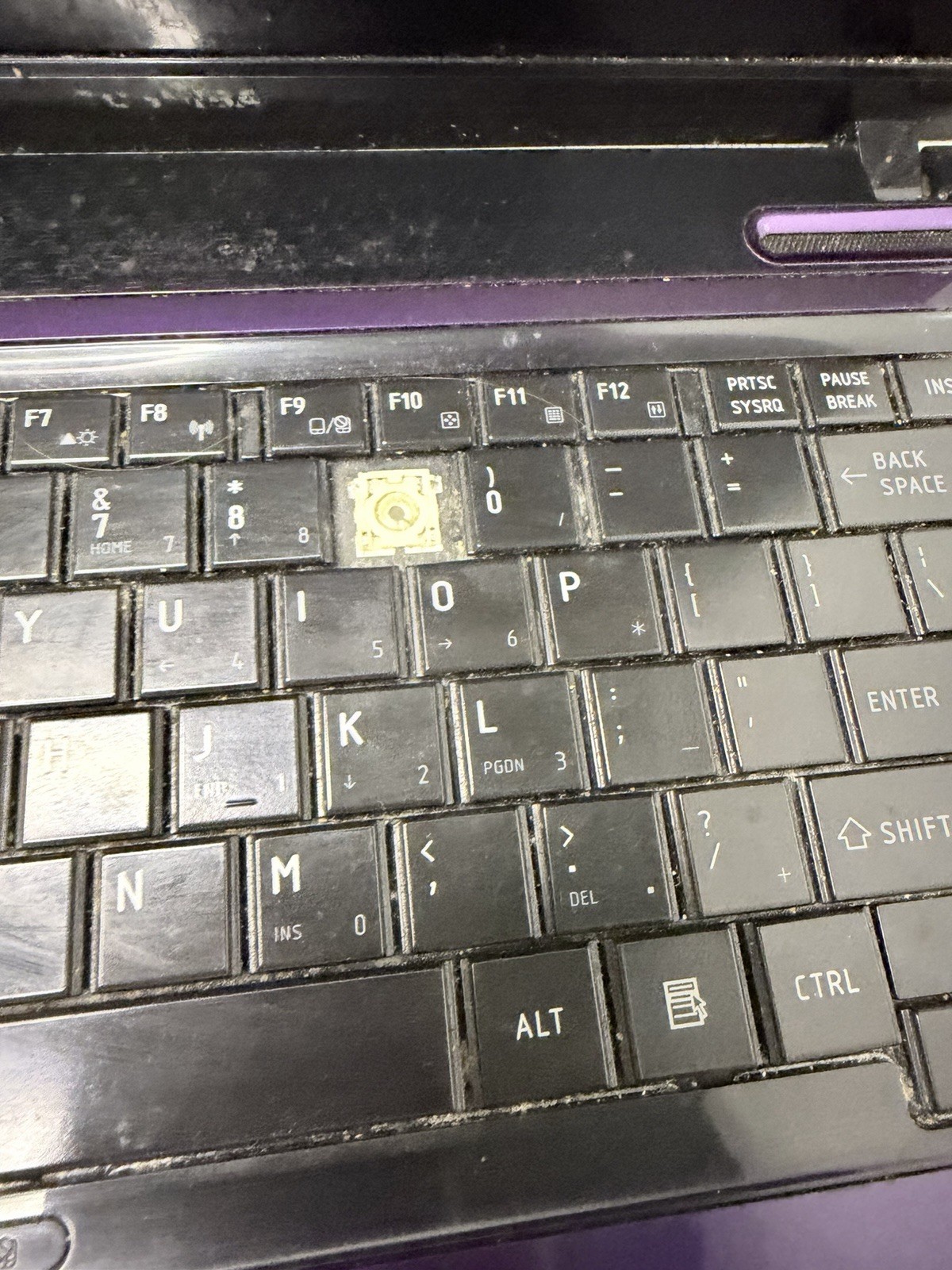 Toshiba Satellite L645D-S4029 Purple 14″ Laptop AS-IS Power LED On No Display