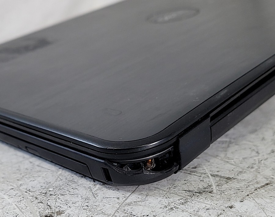 DELL LATITUDE 3540 Laptop Core I5-4210U 8GB SEE NOTES