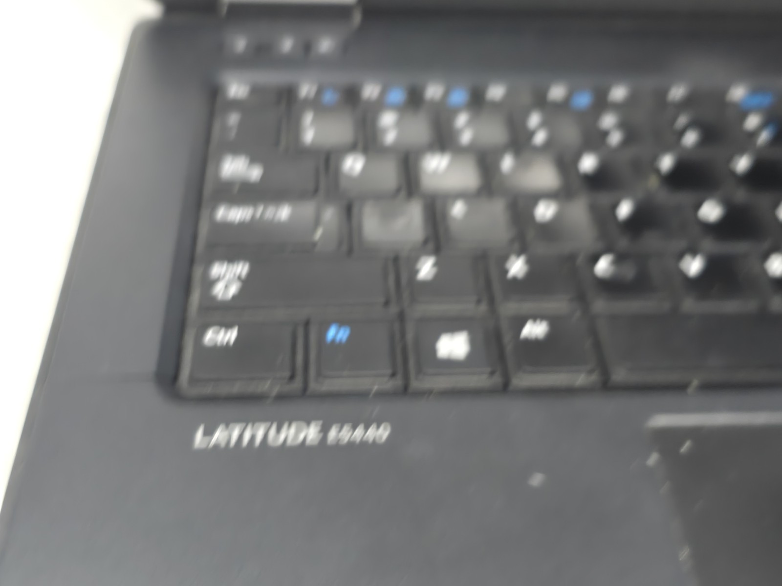 Dell Latitude E5440 Intel Core i5-4310U 2.0GHz 4GB RAM NO HDD/OS Boots Bios #44
