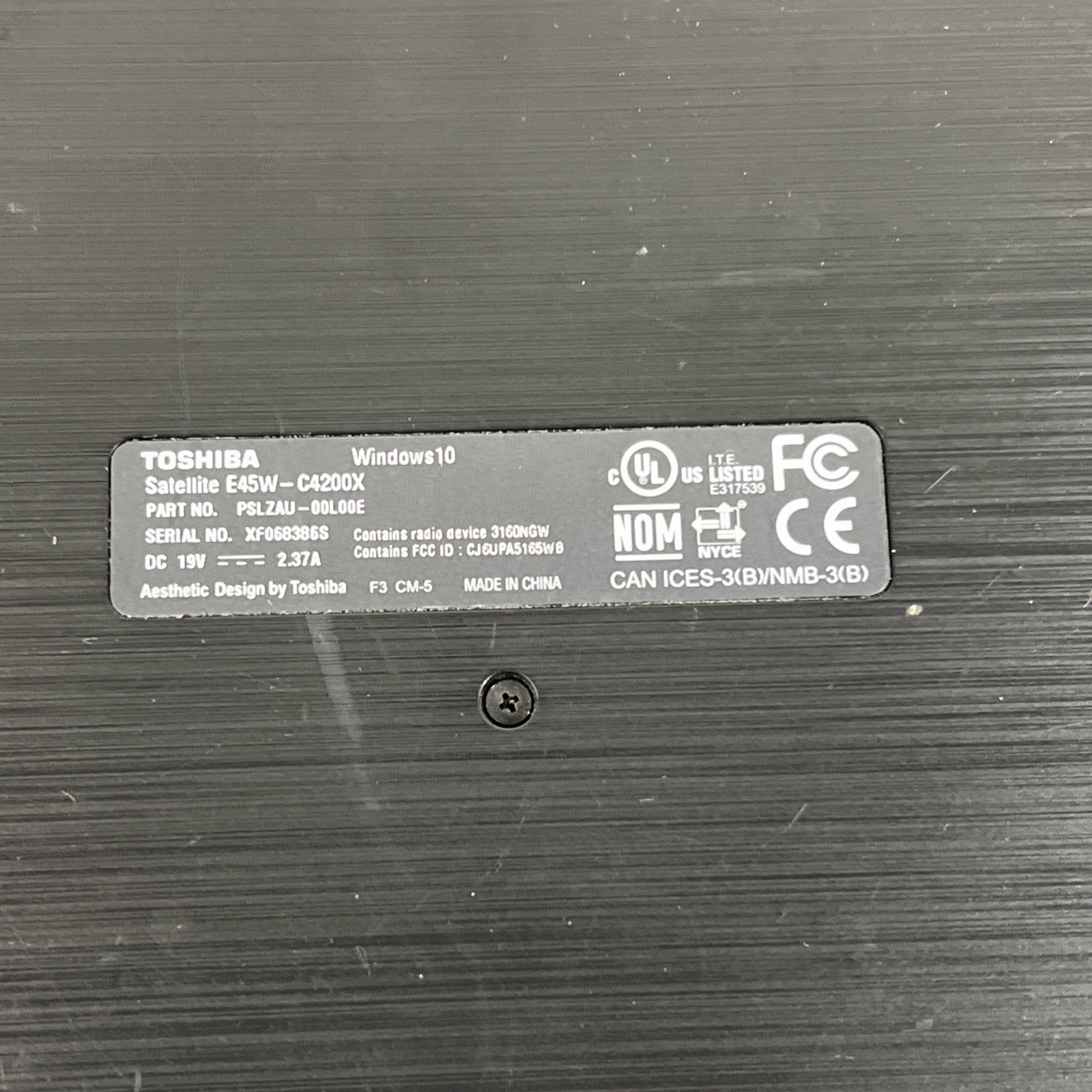 Toshiba Satellite E45W-C4200X 14in. 500GB, 6GB RAM Intel Core i3 5th Gen. 2.1GHz