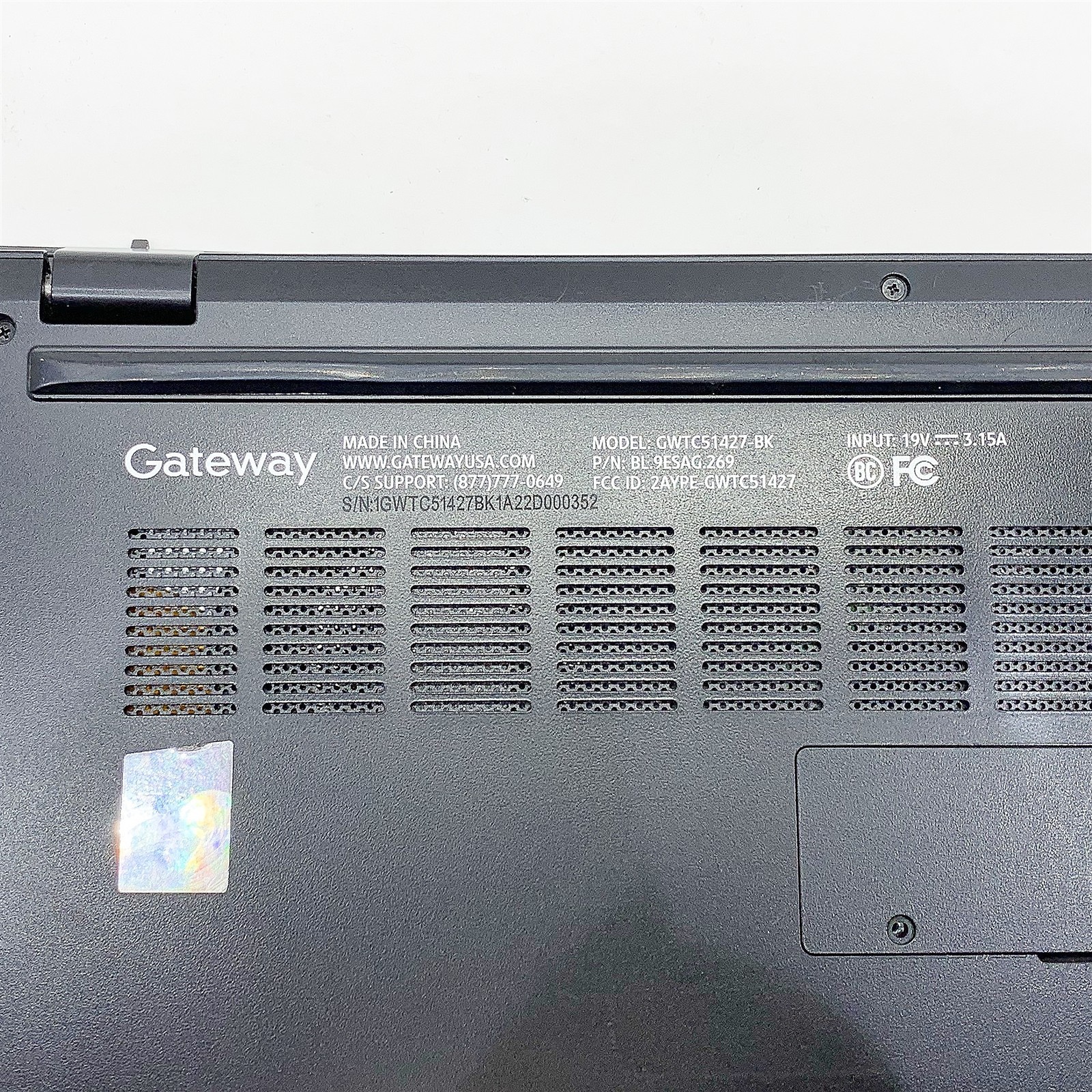 Gateway GWTC51427-BK Laptop Intel Core i5 12th Gen. 14″ Touch NO HDD Lot 2 Parts
