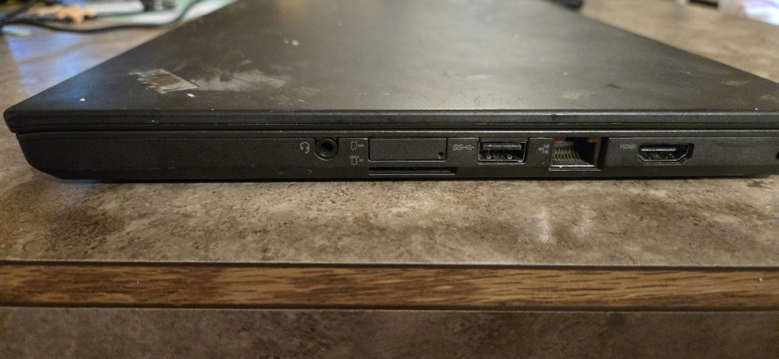 Lenovo ThinkPad T460 | i5-6300U (2.40GHz) | 8GB RAM | 250GB SSD