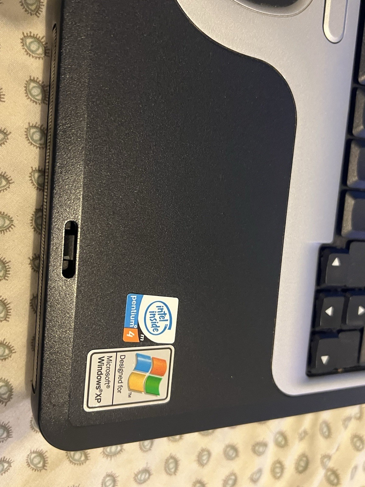 HP Compaq NC6000 Laptop Windows XP Intel PENTIUM M 1.50 Ram 40 Gig Storage