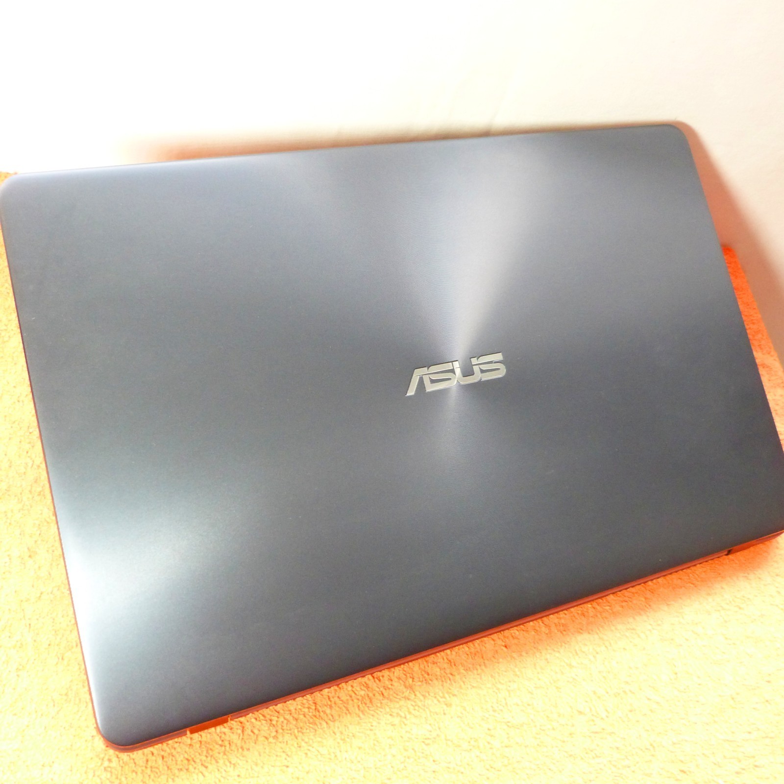 Asus F705 VivoBook 17 inch | 512GB SSD Windows 11 | 8GB RAM NEW USB-C HDMI QUAD