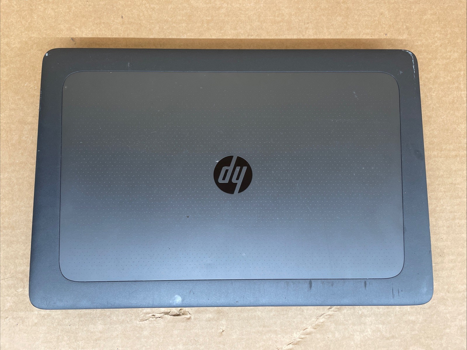 HP ZBook 17 G3 Xeon 8260NGW, NO RAM NO HDD/OS FOR PARTS ONLY READ DESCRIPTION