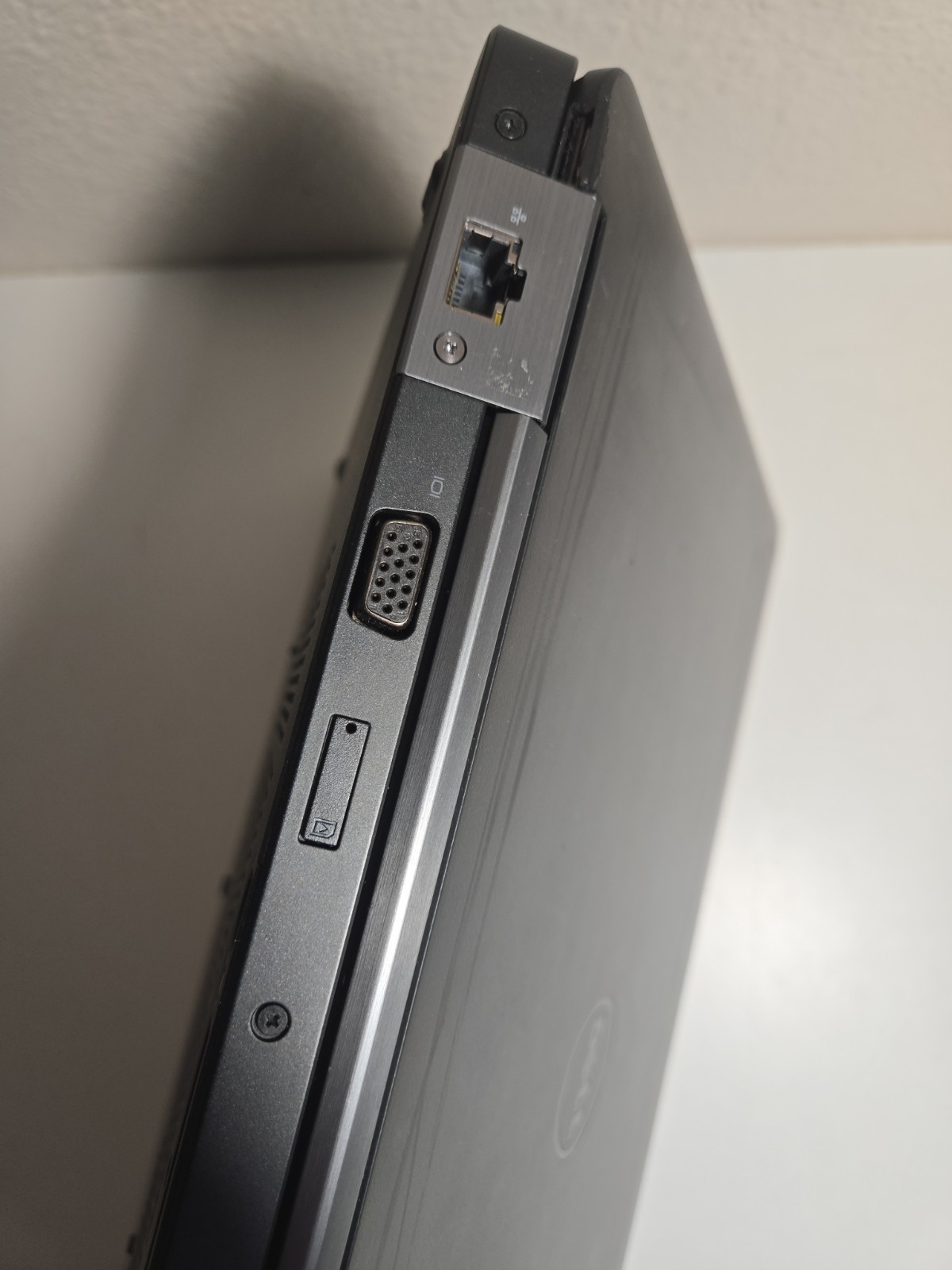 Dell 15,6″/i7-6820HQ/ATI Radeon R9/8Gb/ssd 250/Camera/ Battery Is Good/…/NO AC