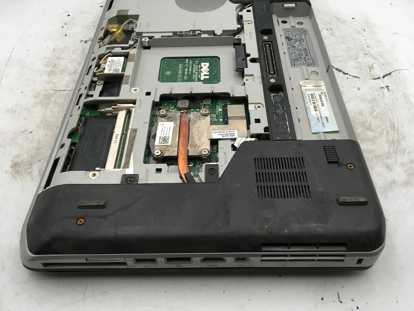 DELL LATITUDE E5520 – FOR PARTS/REPAIR – INTEL I5 2ND GEN – NO RAM -READ DESC-BB