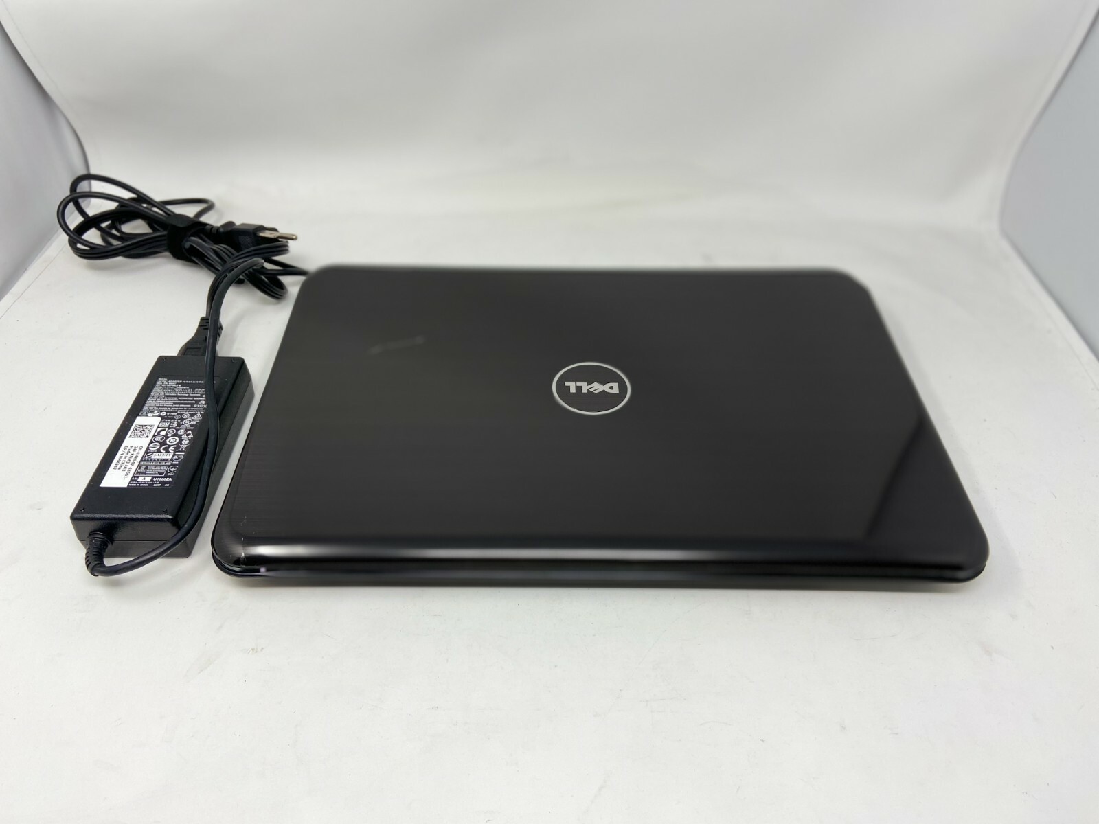 Dell Inspiron N5110 15″ Intel Core i5 2.4GHz 8GB 320GB Win 10 Webcam WiFi Laptop