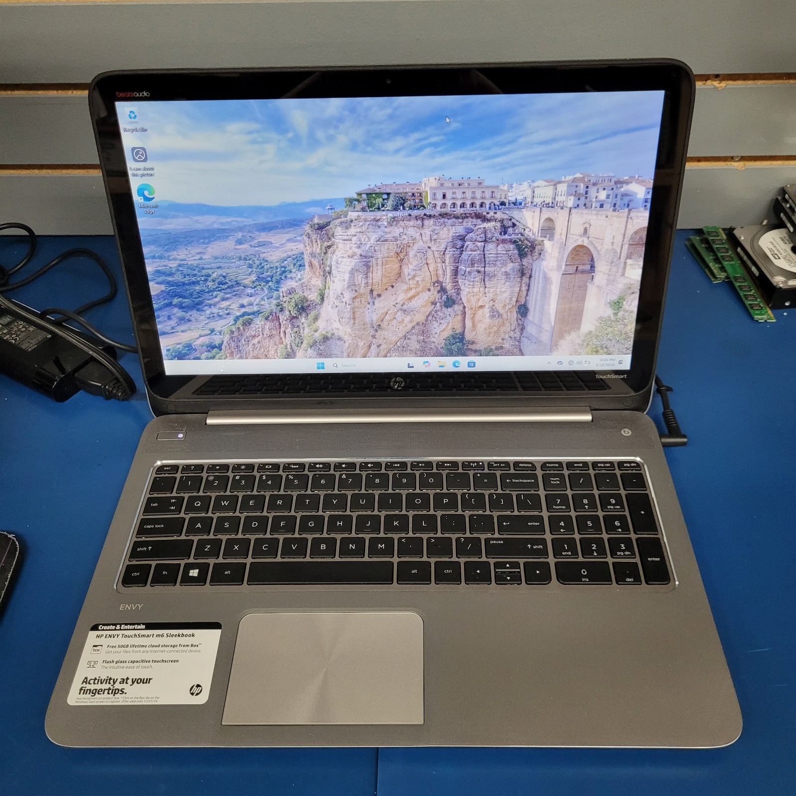 HP ENVY M6-K022DX / AMD 10-5745 @2.10GHz /6 GB RAM/ 750 GB HDD WINDOWS 11