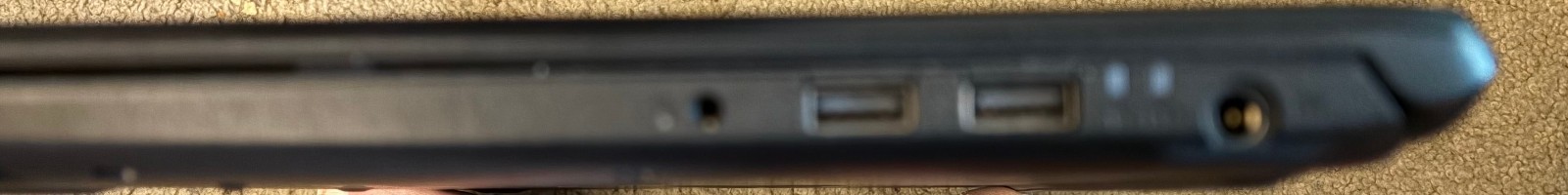ACER ASPIRE E5-575 15.6″ Laptop | i3-7100U@2.40GHz | 8GB RAM | 1TB HDD | Win 10