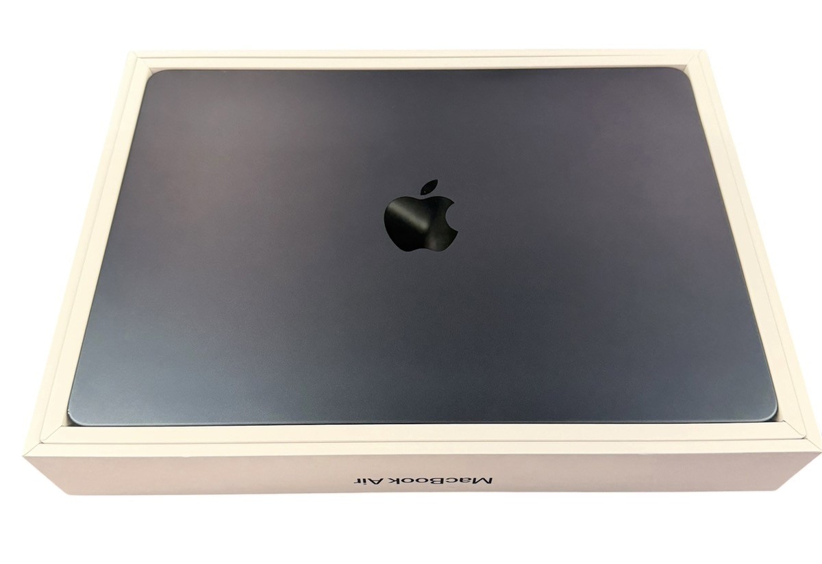 Apple Macbook Air 13.6″ M2 Chip 8GB RAM 512GB SSD Midnight MLY43LL/A (AZP030514)