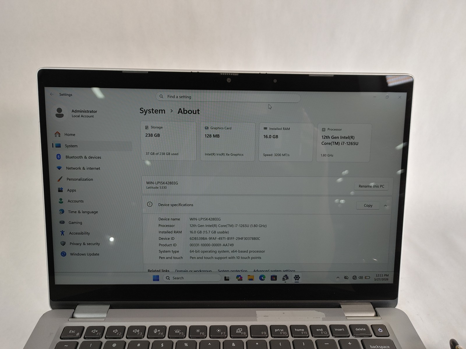 Dell Latitude 5330 Core i7-1265U 1.80 GHz 16 GB DDR4 256 GB NVMe Windows 11 Pro